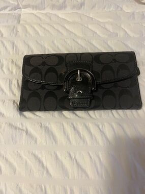 Coach Signature Canvas Wallet in Black with Gunmetal Buckle